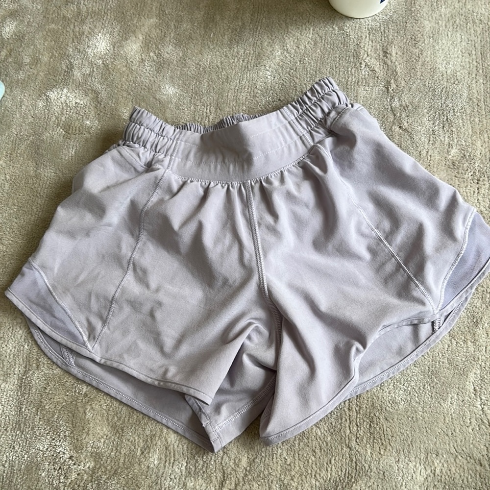 Lululemon Hotty Hot Shorts Size 0 4 in